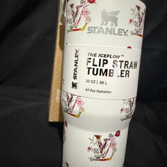 New Stanley White 30oz Tumbler with Vibrant LElegantV Floral Pattern Artsy - Picture 2 of 9